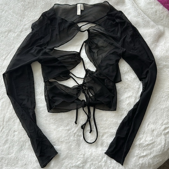 LOVEWAVE Sunisa Mesh Top in Black - Picture 7 of 9